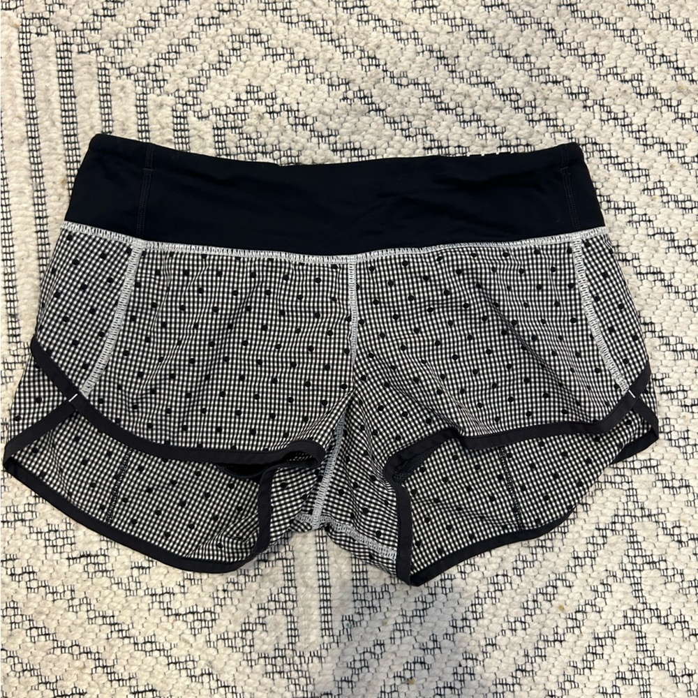 Lululemon Speed Up shorts